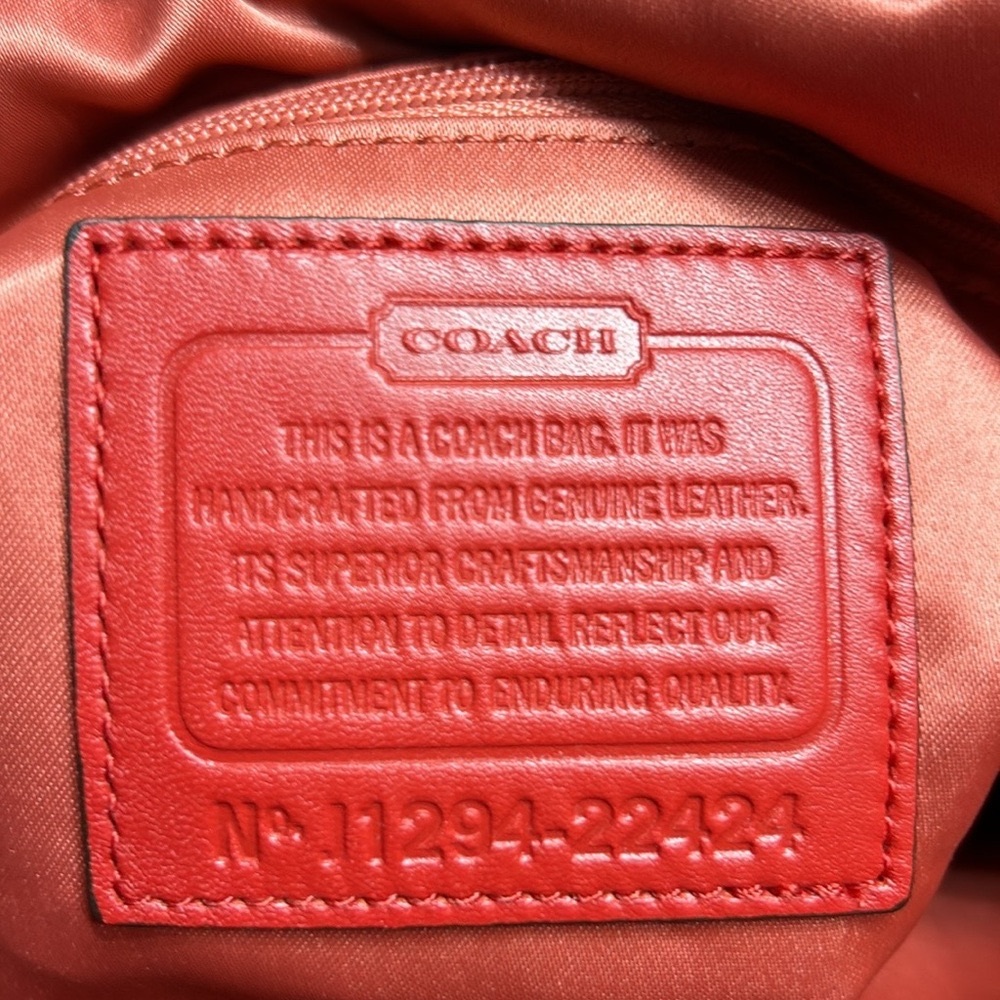COACH NWOT Gallery Tote Bag Red